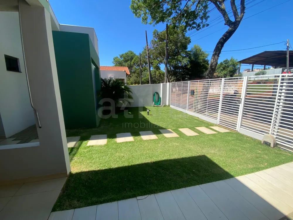 Alugar Casa / Padr&atilde;o em Toledo R$ 3.500,00 - Foto 4