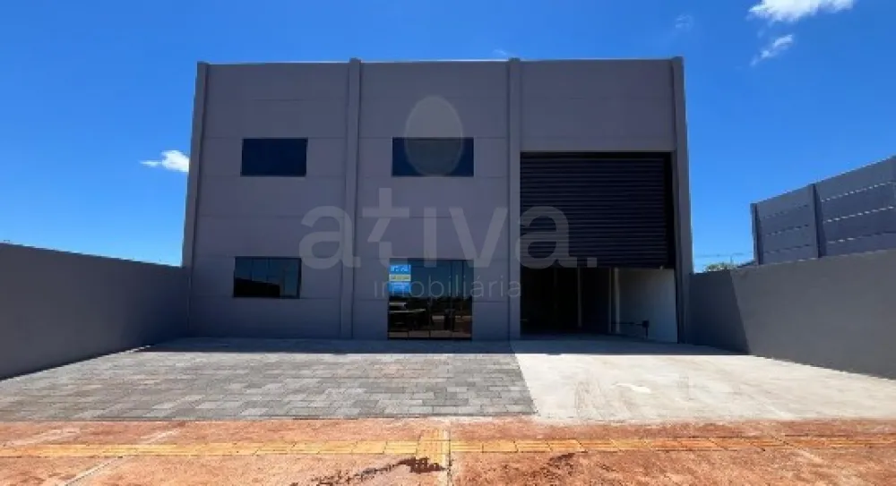 Alugar Comercial / Barrac&atilde;o em Toledo R$ 6.500,00 - Foto 1