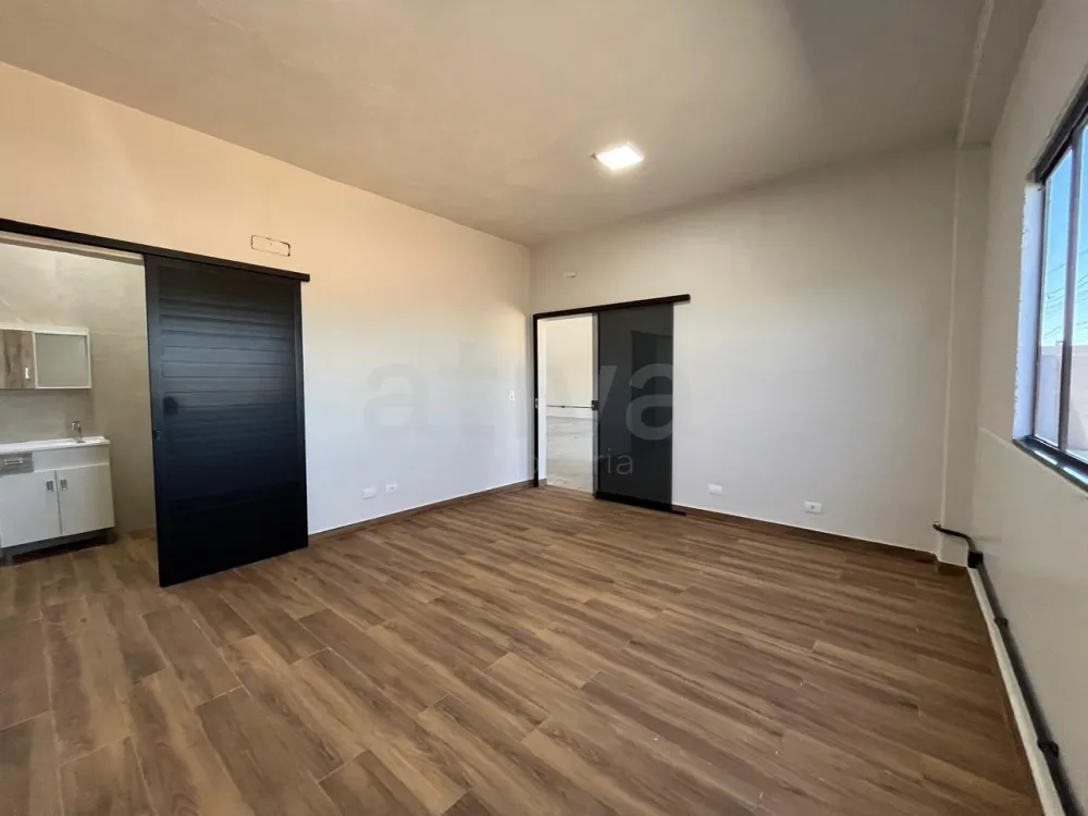 Alugar Comercial / Barrac&atilde;o em Toledo R$ 6.500,00 - Foto 6