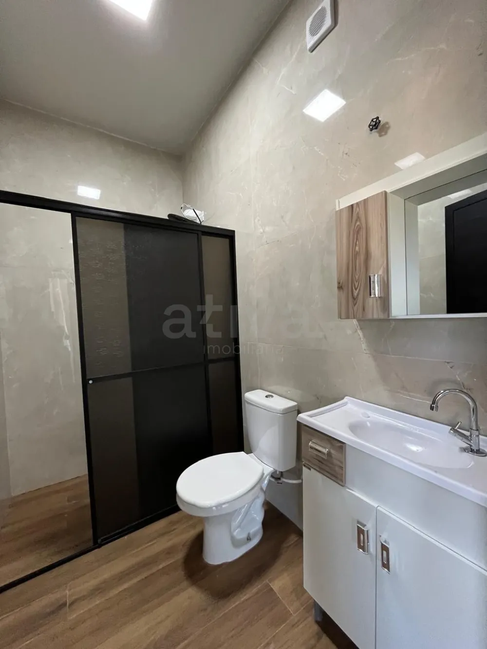 Alugar Comercial / Barrac&atilde;o em Toledo R$ 6.500,00 - Foto 10