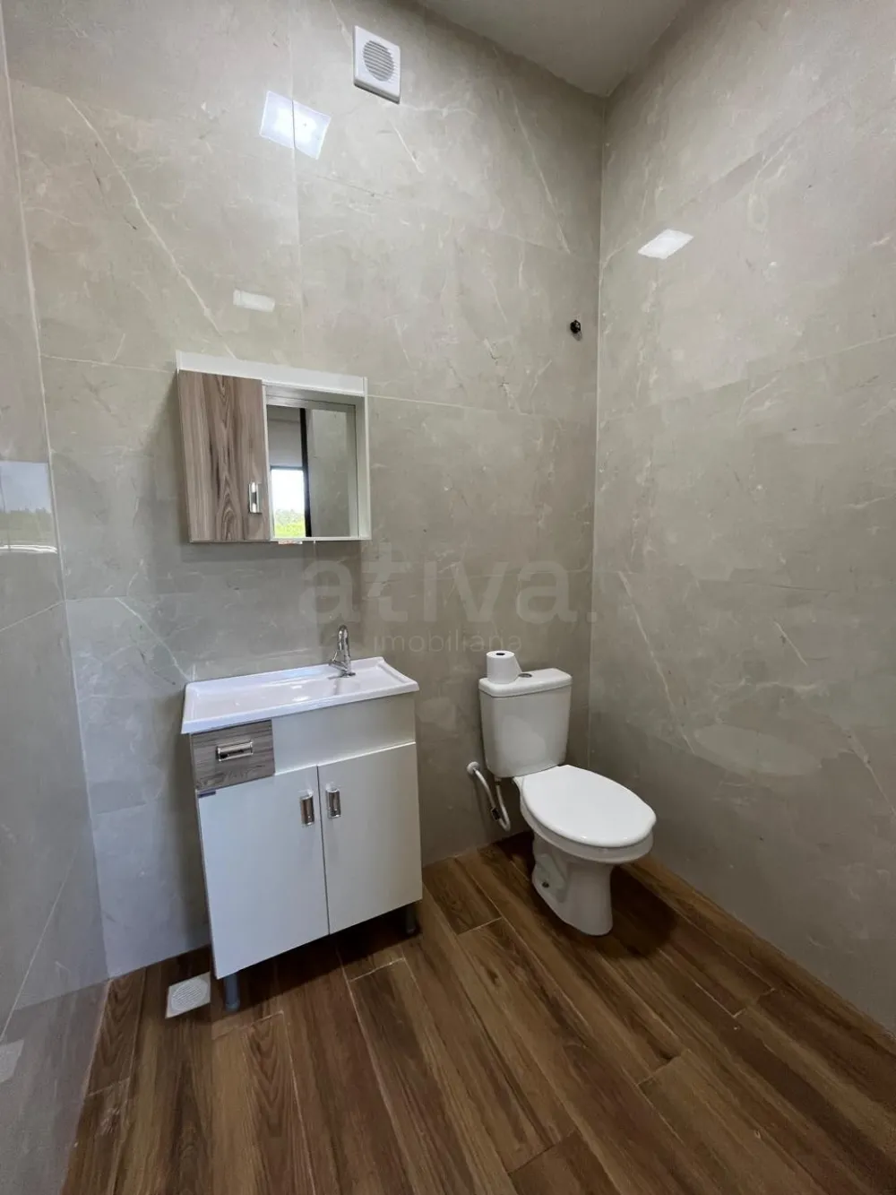 Alugar Comercial / Barrac&atilde;o em Toledo R$ 6.500,00 - Foto 9