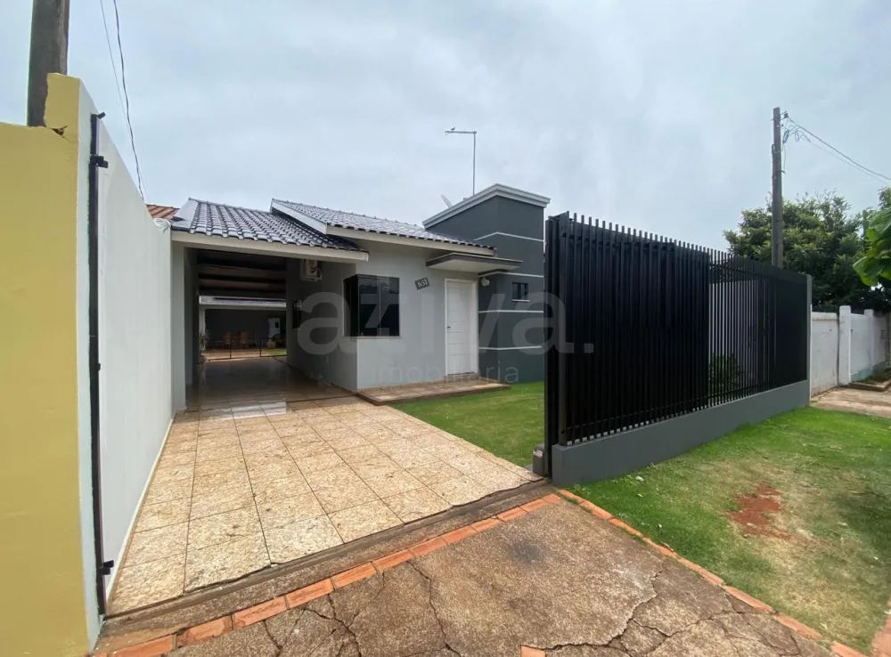 Comprar Casa / Padr&atilde;o em Toledo R$ 550.000,00 - Foto 1