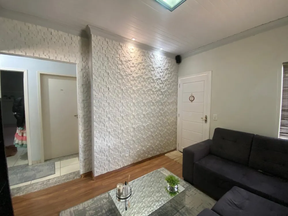 Comprar Casa / Padr&atilde;o em Toledo R$ 550.000,00 - Foto 9