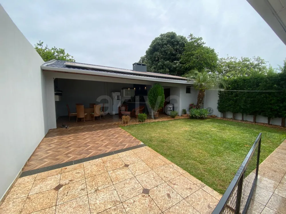 Comprar Casa / Padr&atilde;o em Toledo R$ 550.000,00 - Foto 18