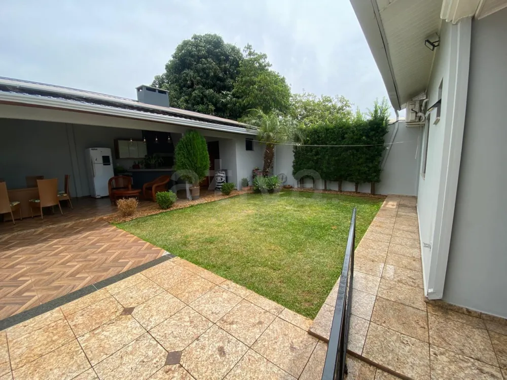 Comprar Casa / Padr&atilde;o em Toledo R$ 550.000,00 - Foto 19