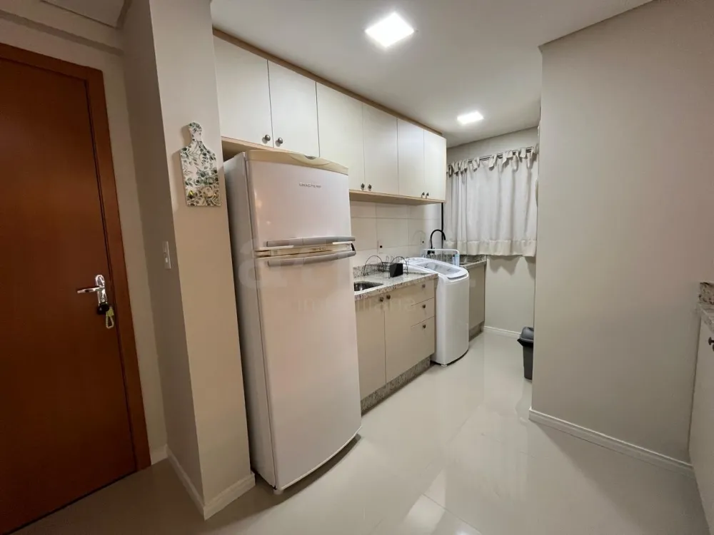 Toledo Apartamento Locacao R$ 2.700,00 Condominio R$250,00 2 Dormitorios 1 Vaga  - foto 2