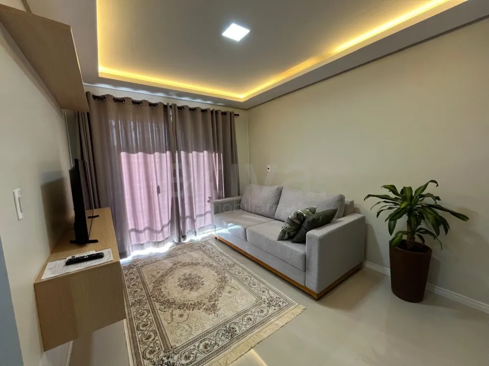 Alugar Apartamento / Padr&atilde;o em Toledo R$ 2.700,00 - Foto 6