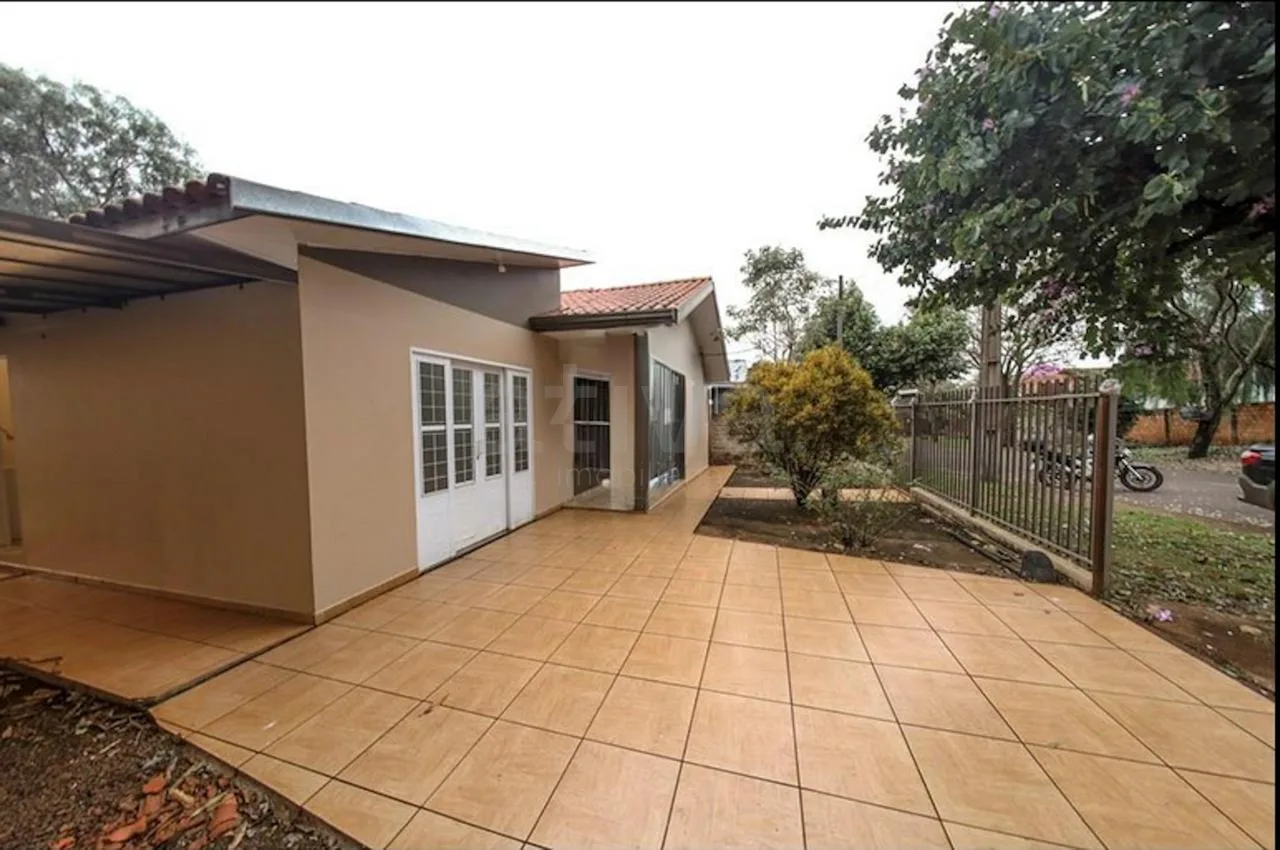 Comprar Casa / Padr&atilde;o em Toledo R$ 585.000,00 - Foto 2