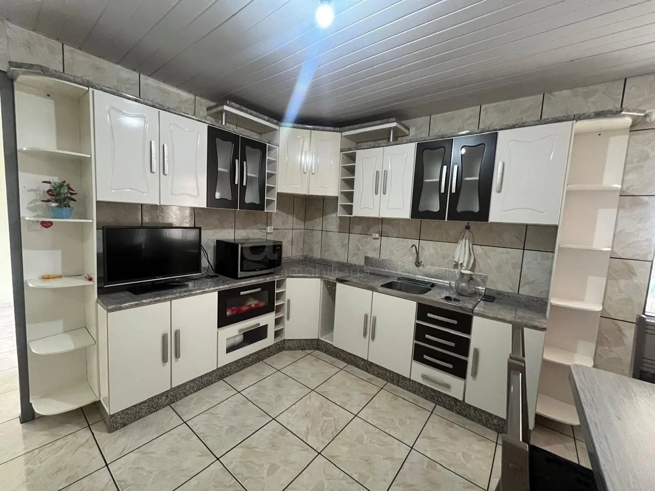 Alugar Casa / Padr&atilde;o em Toledo R$ 1.800,00 - Foto 1