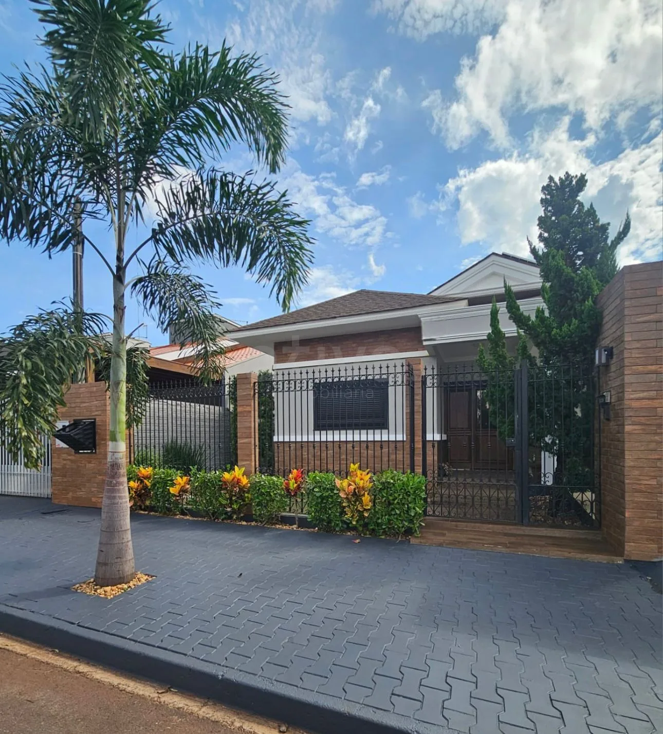 Comprar Casa / Padr&atilde;o em Toledo R$ 1.300.000,00 - Foto 2