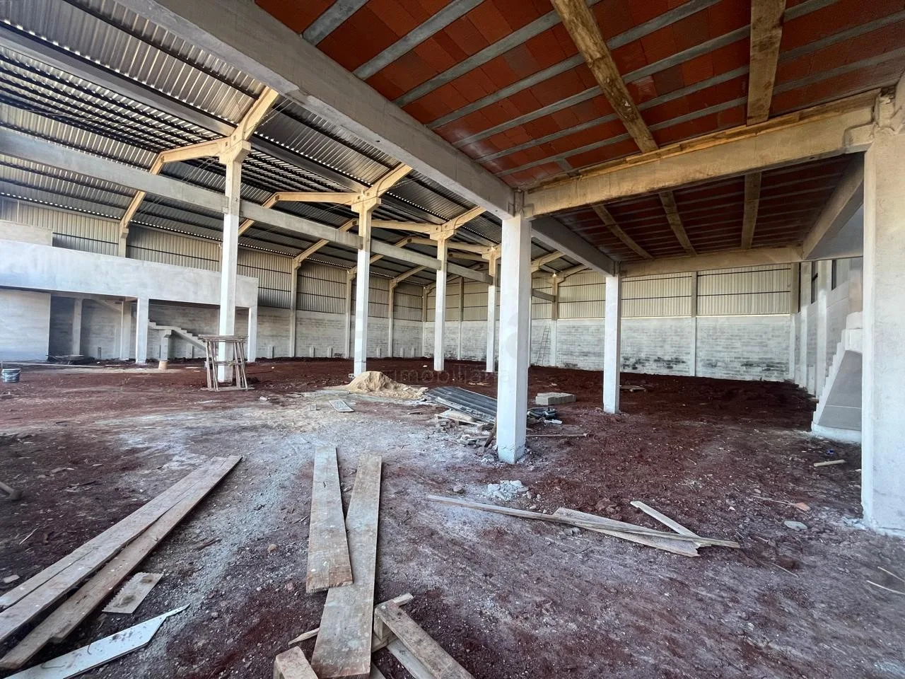 Alugar Comercial / Barrac&atilde;o em Toledo R$ 11.400,00 - Foto 6