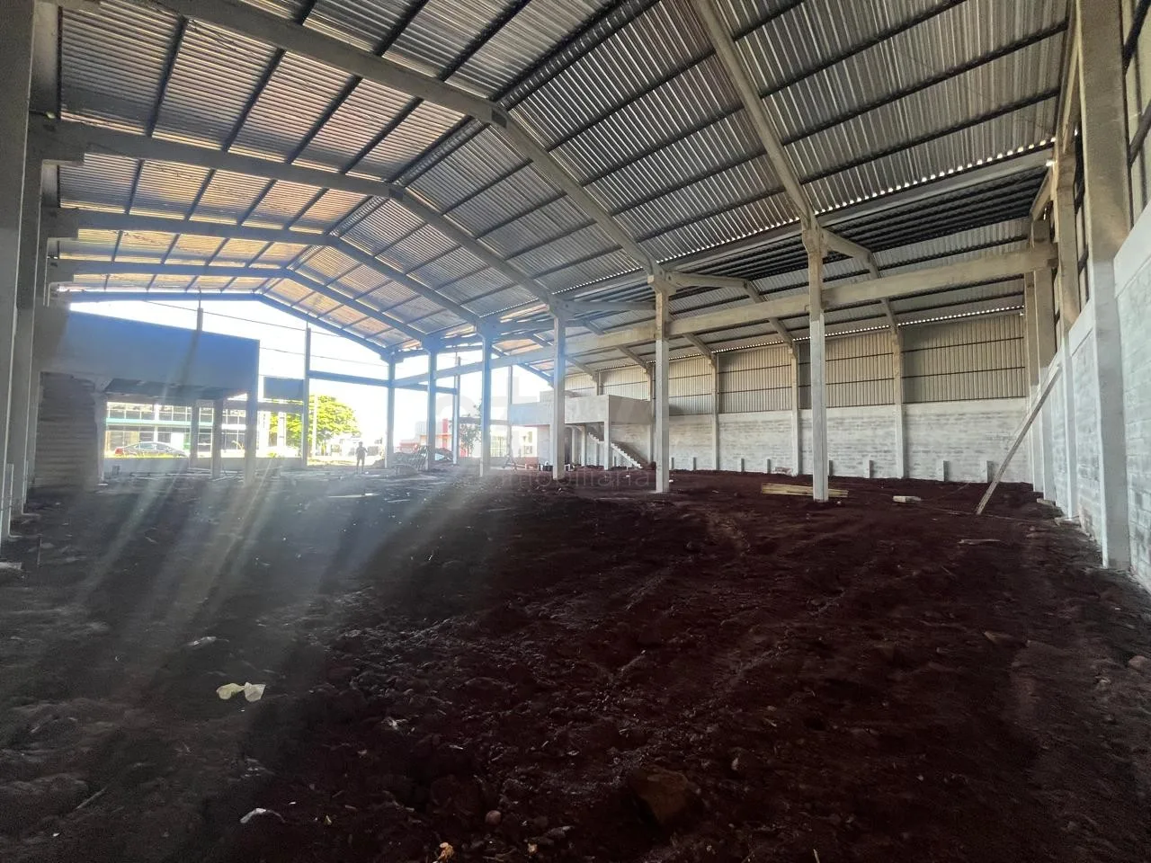 Alugar Comercial / Barrac&atilde;o em Toledo R$ 11.400,00 - Foto 8