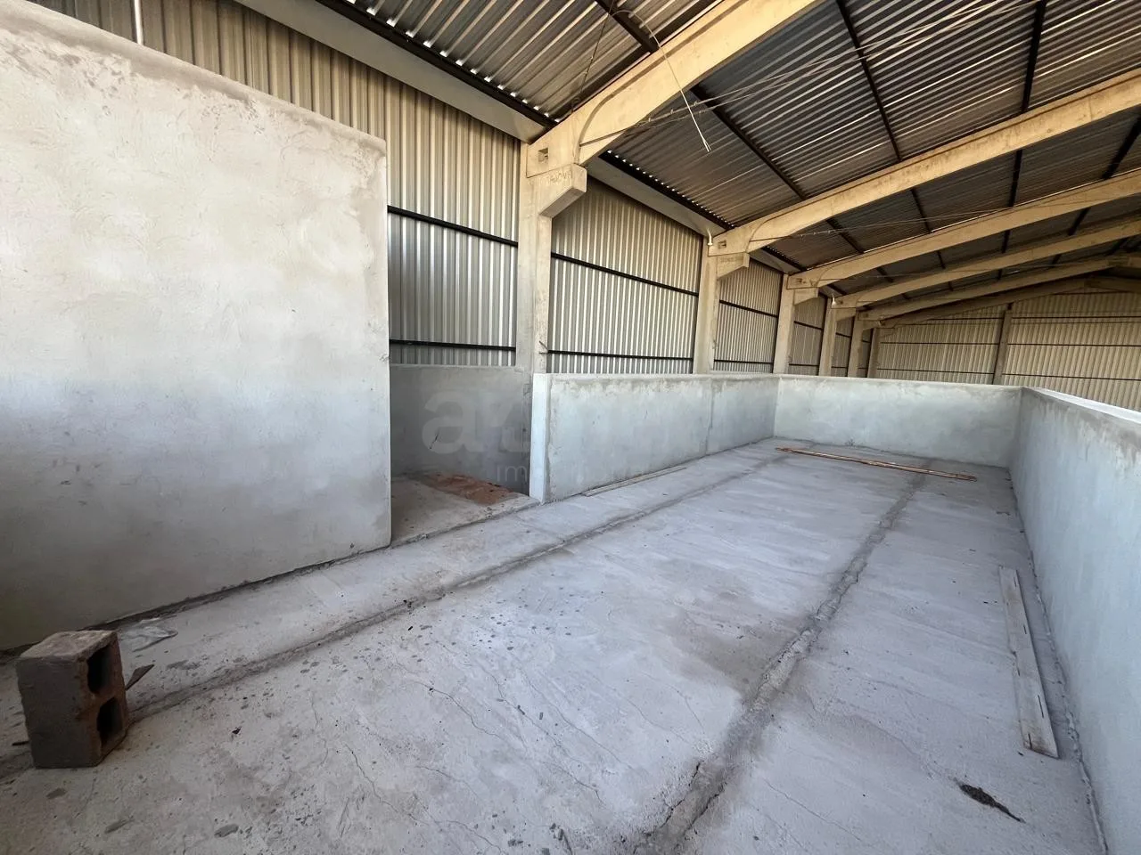 Alugar Comercial / Barrac&atilde;o em Toledo R$ 11.400,00 - Foto 7