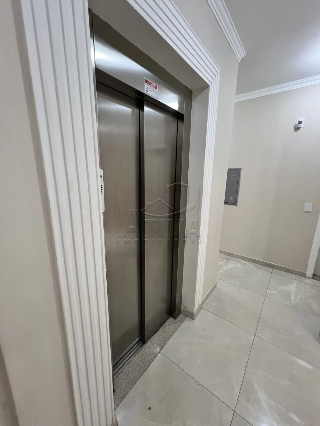 Alugar Apartamento / Padr&atilde;o em Toledo R$ 1.900,00 - Foto 3
