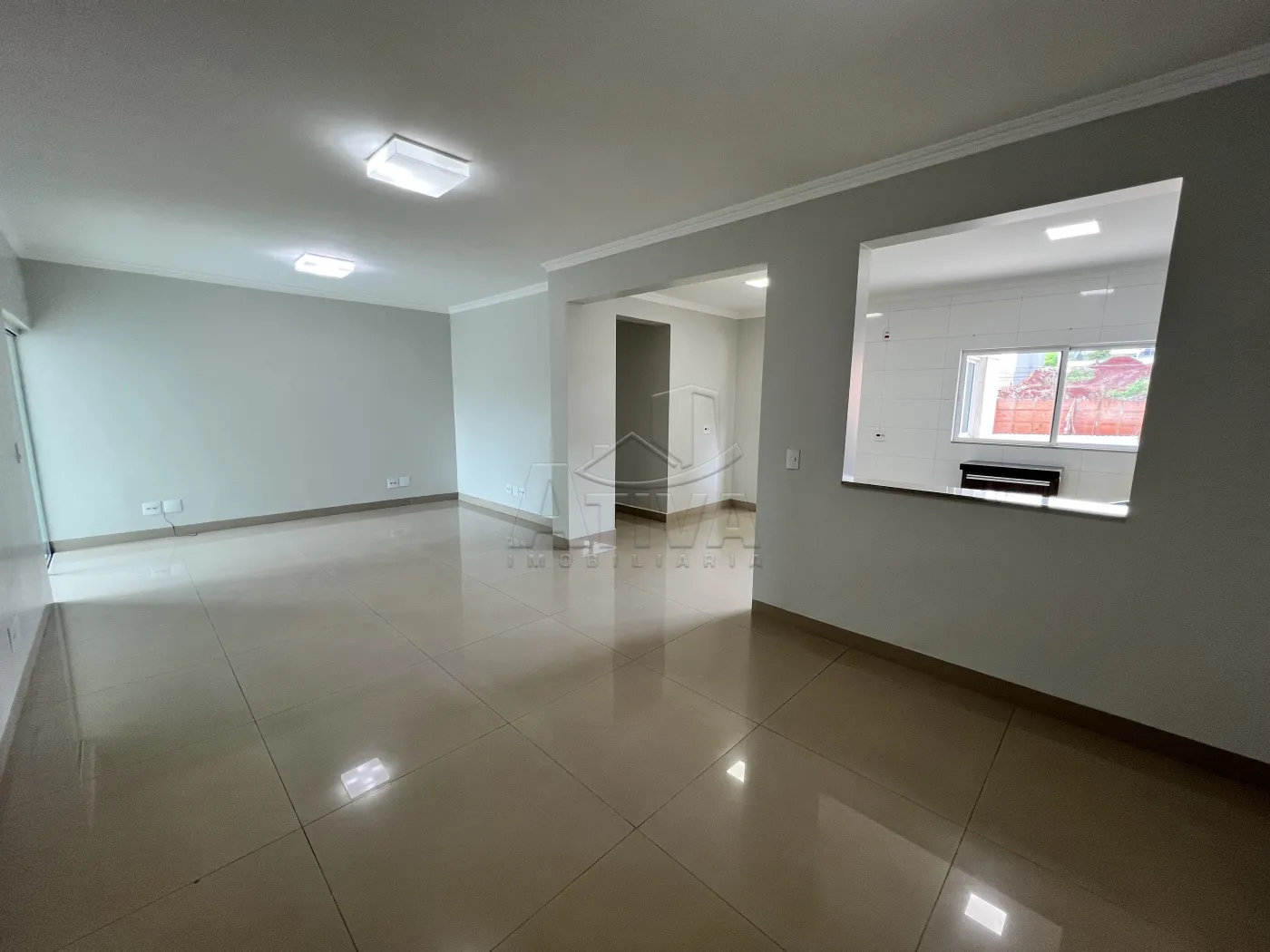 Alugar Apartamento / Padr&atilde;o em Toledo R$ 1.900,00 - Foto 4