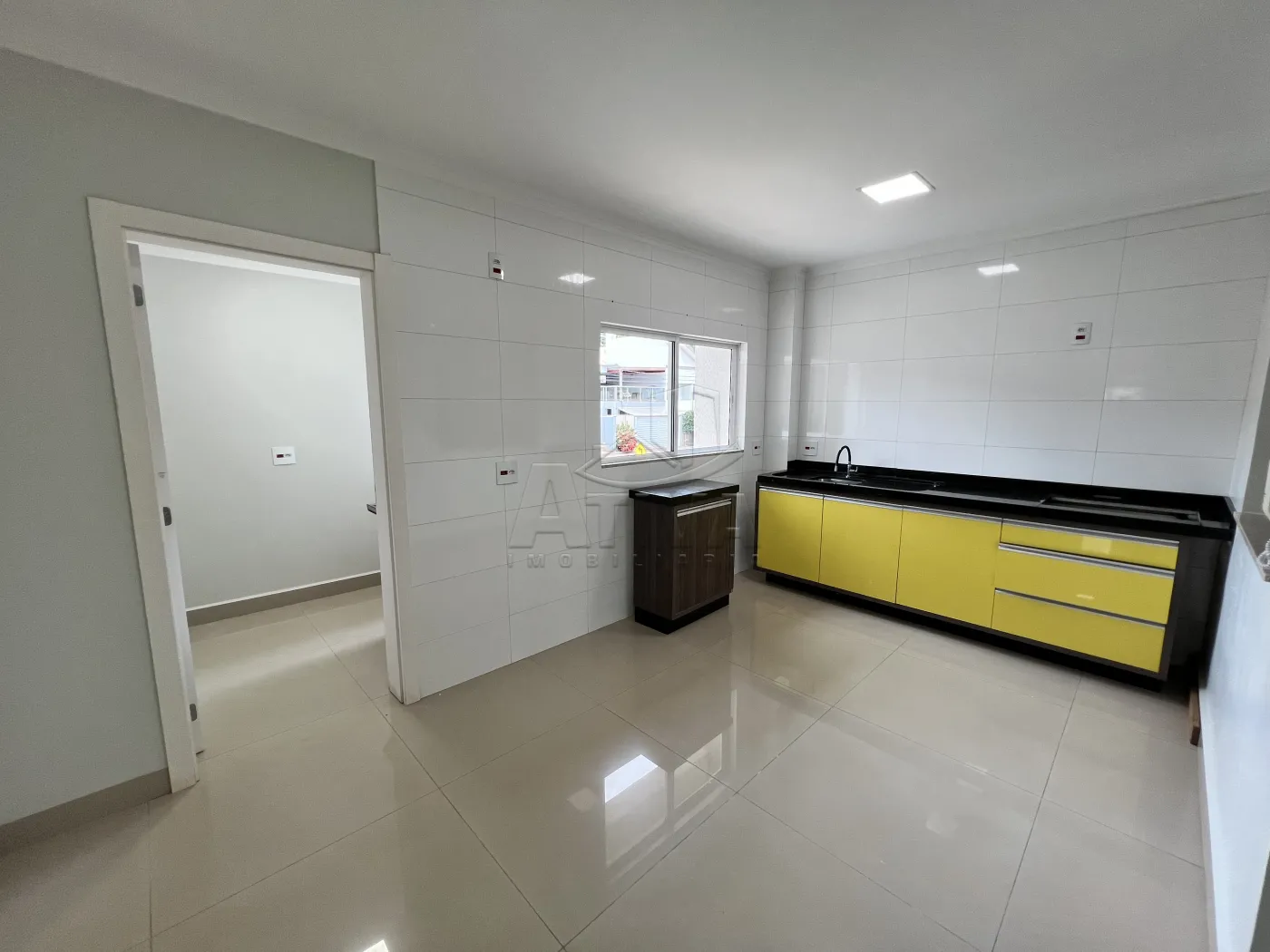 Alugar Apartamento / Padr&atilde;o em Toledo R$ 1.900,00 - Foto 5