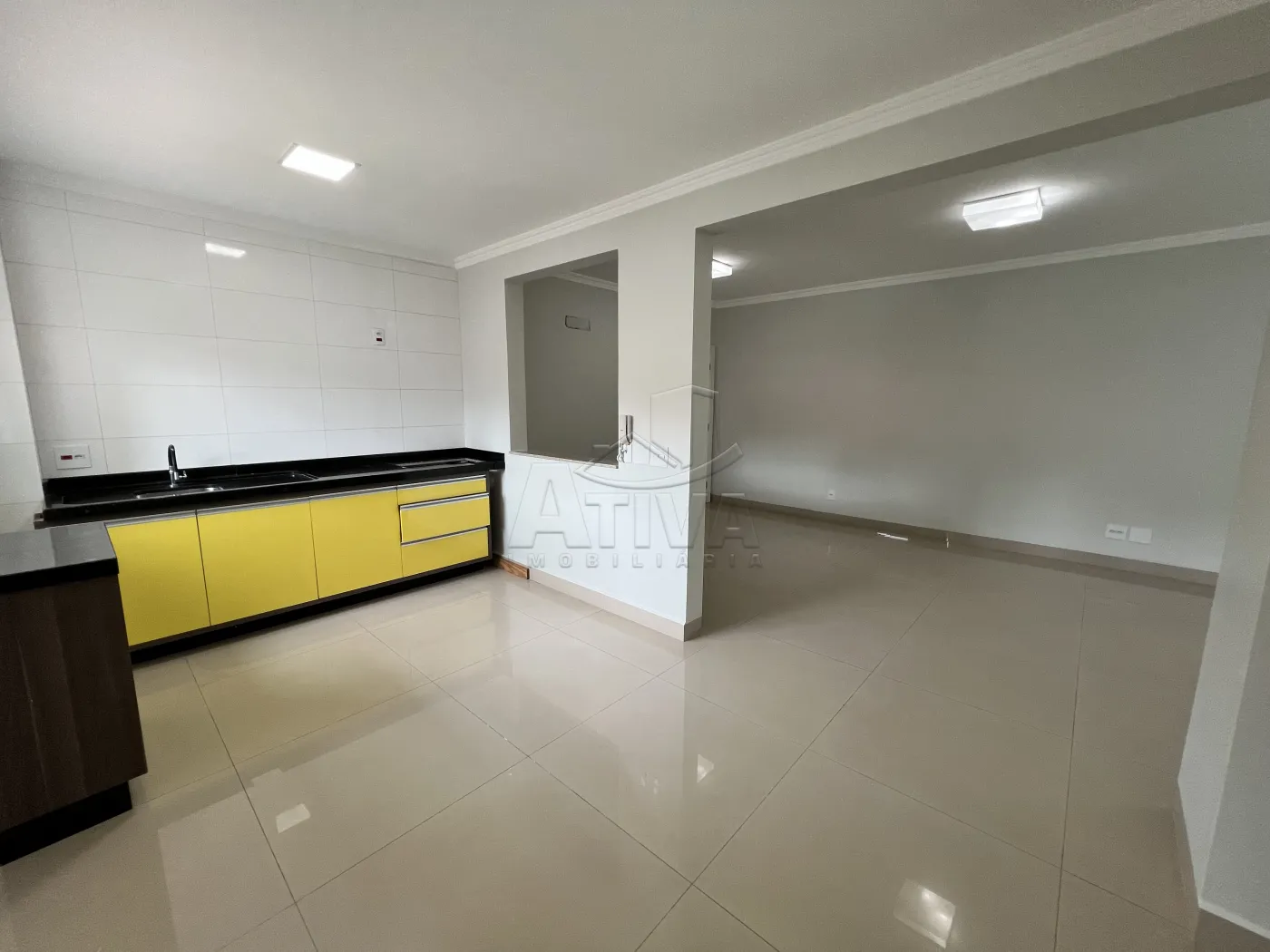 Alugar Apartamento / Padr&atilde;o em Toledo R$ 1.900,00 - Foto 7