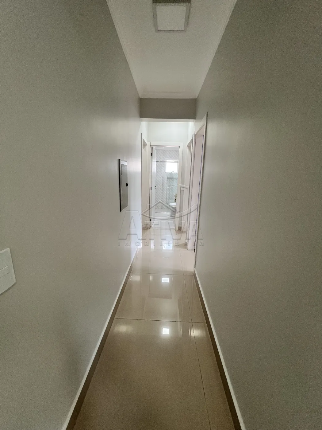 Alugar Apartamento / Padr&atilde;o em Toledo R$ 1.900,00 - Foto 9