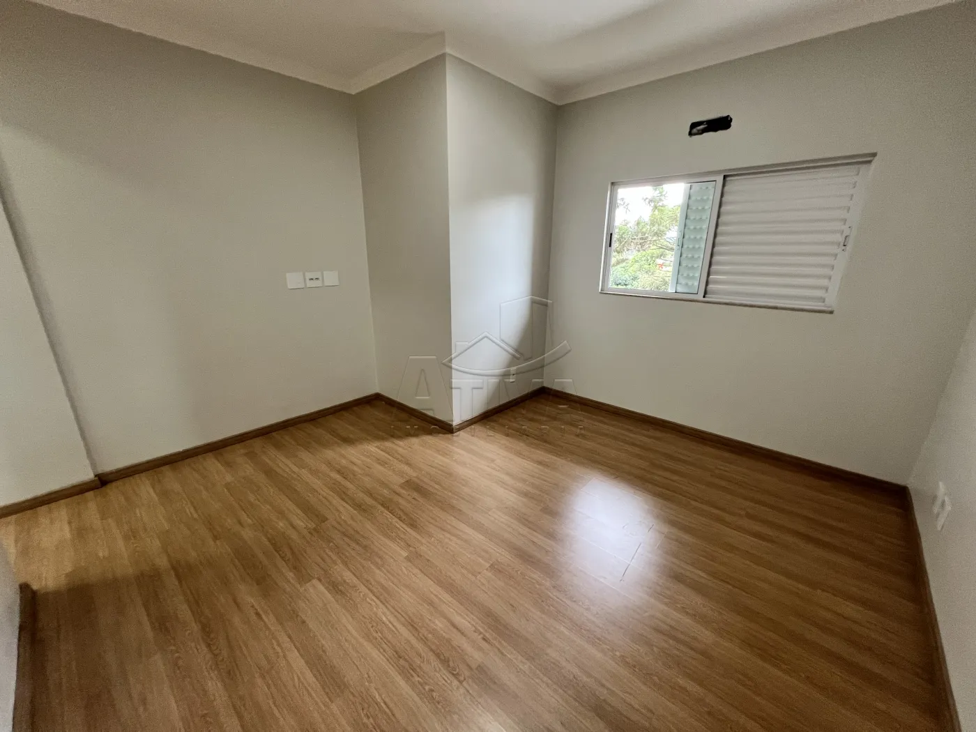 Alugar Apartamento / Padr&atilde;o em Toledo R$ 1.900,00 - Foto 15
