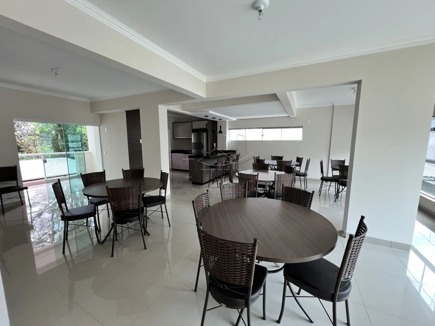 Alugar Apartamento / Padr&atilde;o em Toledo R$ 1.900,00 - Foto 20
