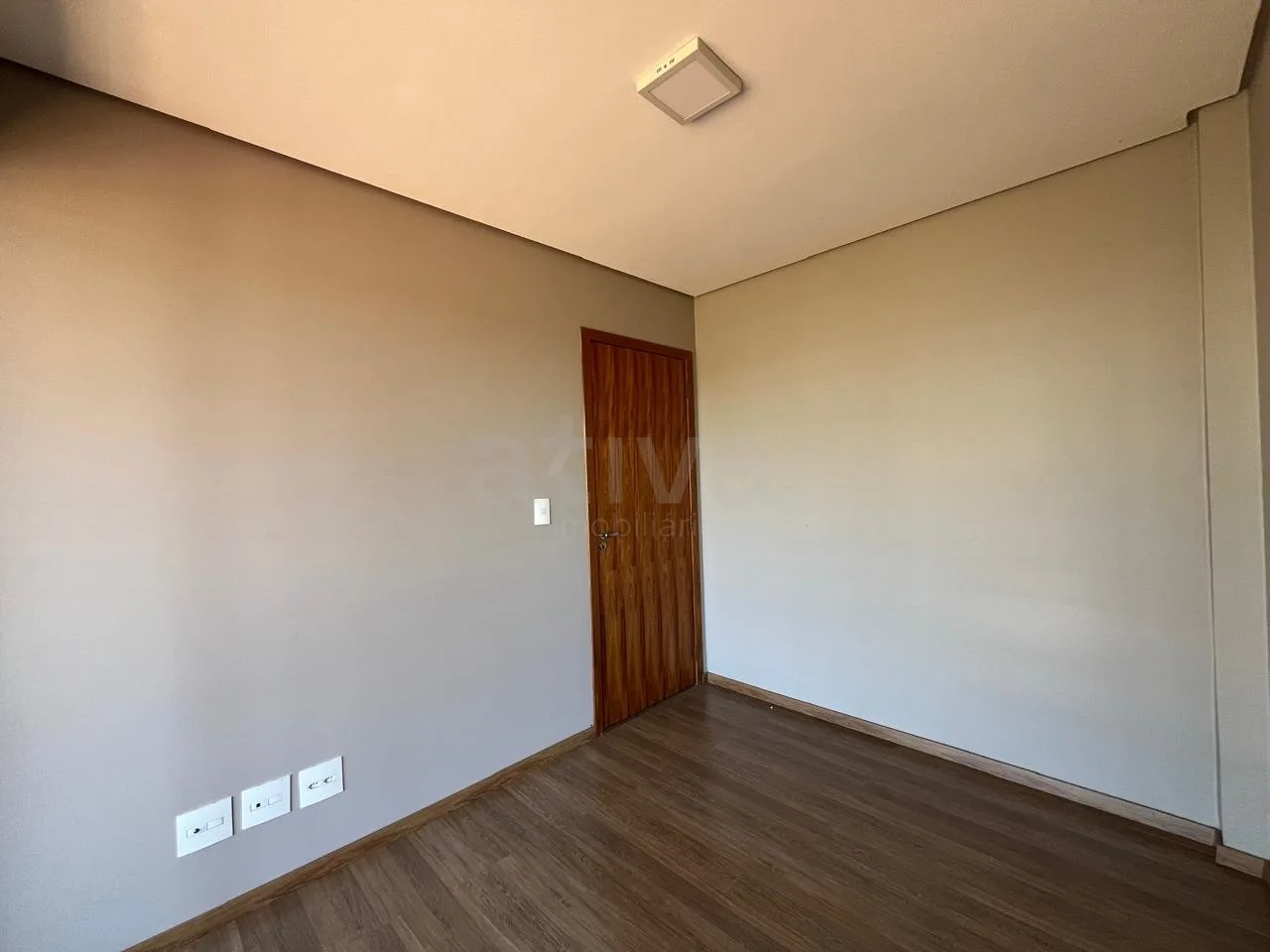 Alugar Apartamento / Padr&atilde;o em Toledo R$ 1.800,00 - Foto 10