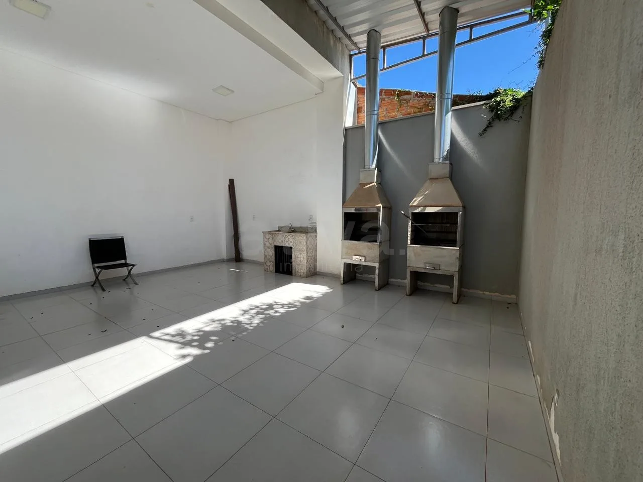 Alugar Apartamento / Padr&atilde;o em Toledo R$ 1.800,00 - Foto 22