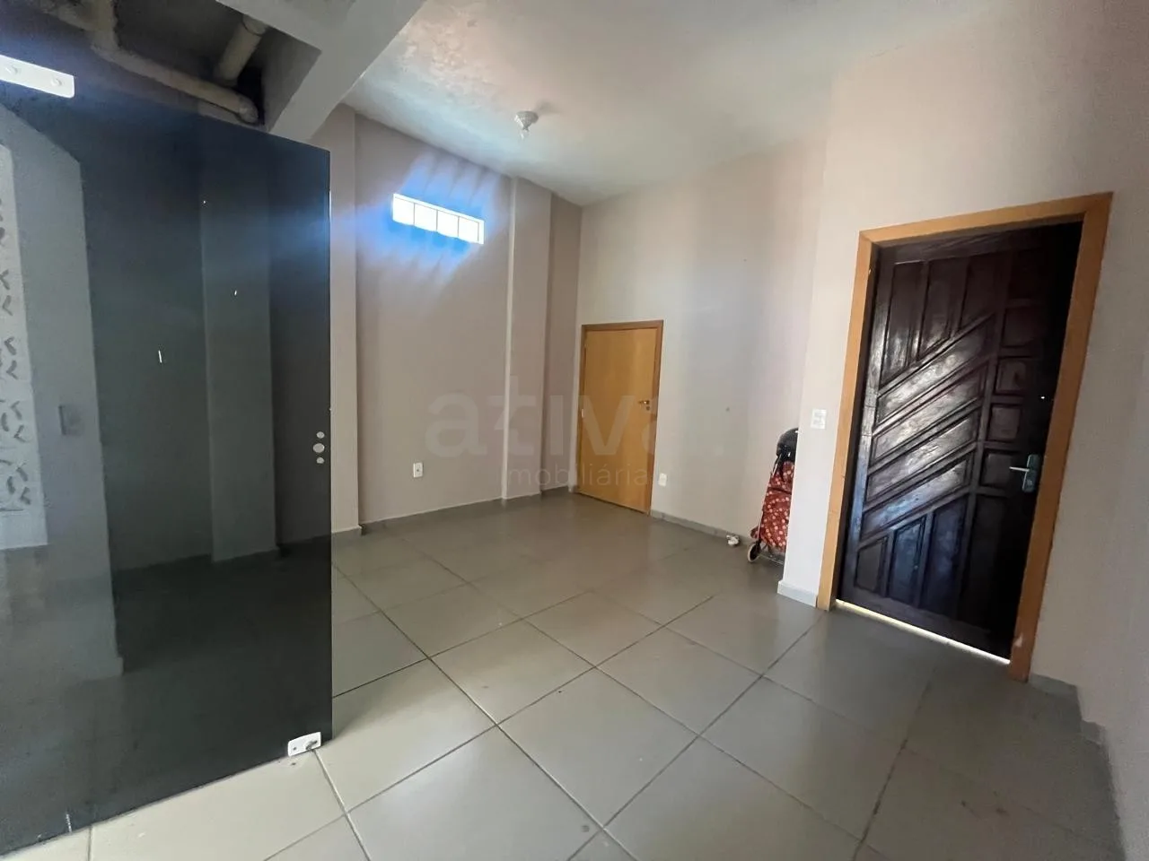 Alugar Comercial / Sala Comercial em Toledo R$ 1.650,00 - Foto 4
