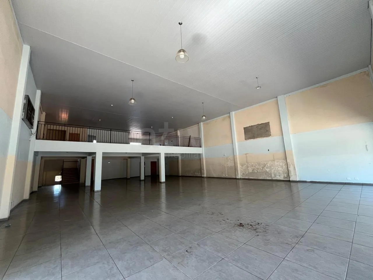 Alugar Comercial / Sala Comercial em Toledo R$ 12.500,00 - Foto 4