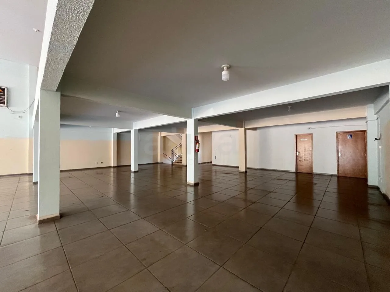 Alugar Comercial / Sala Comercial em Toledo R$ 12.500,00 - Foto 7