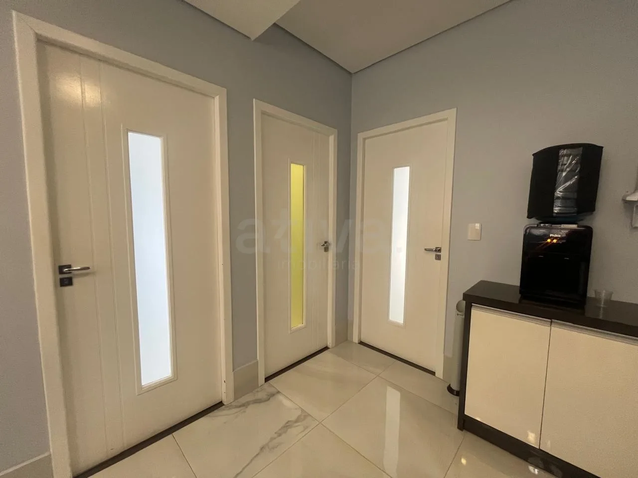 Alugar Comercial / Sala Comercial em Condom&iacute;nio em Toledo R$ 1.850,00 - Foto 8