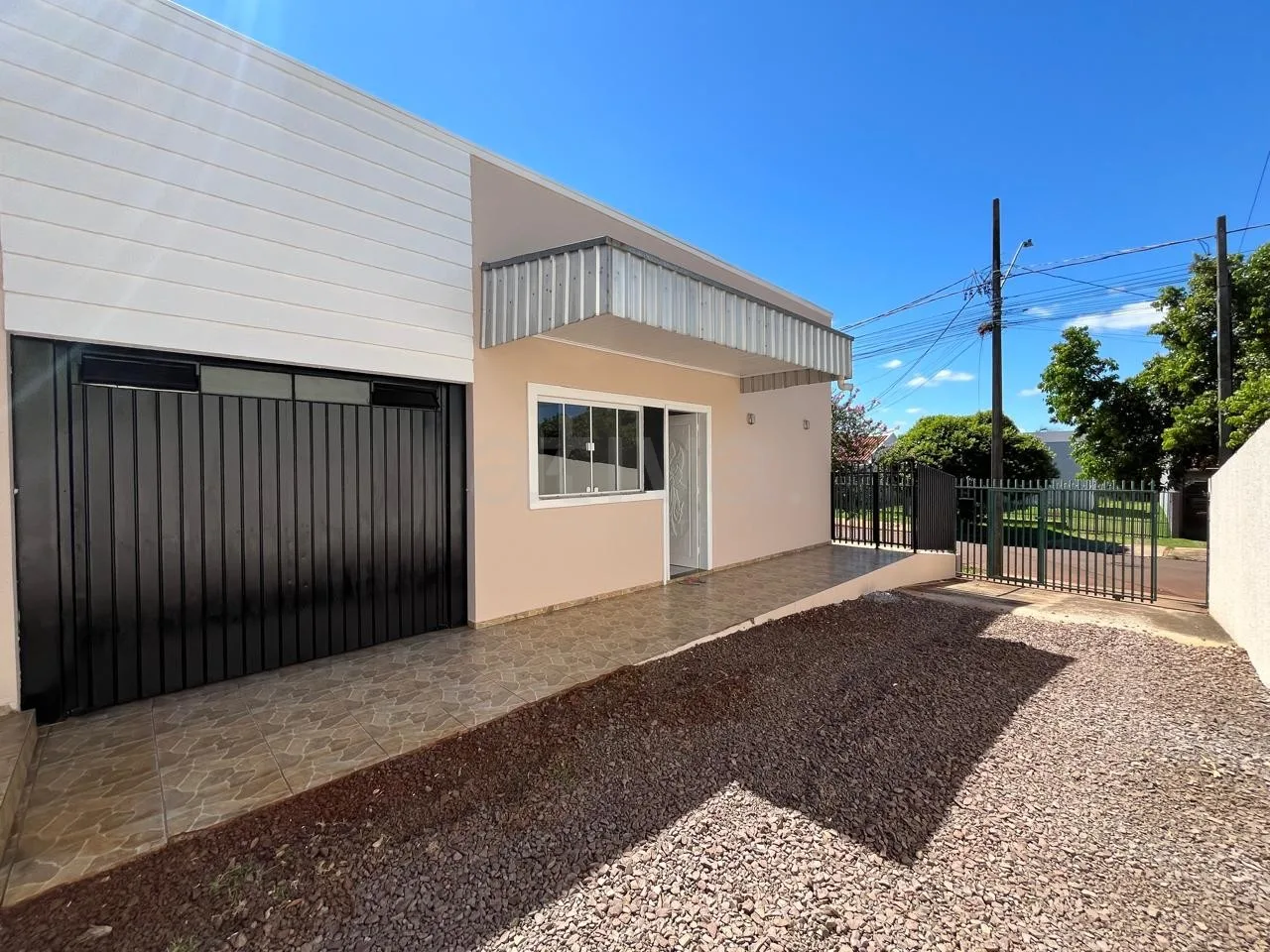 Alugar Casa / Condom&iacute;nio em Toledo R$ 1.700,00 - Foto 3