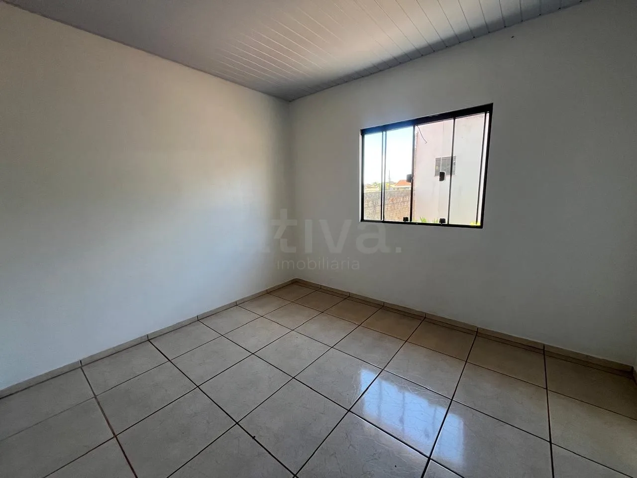 Alugar Casa / Padr&atilde;o em Toledo R$ 1.100,00 - Foto 5