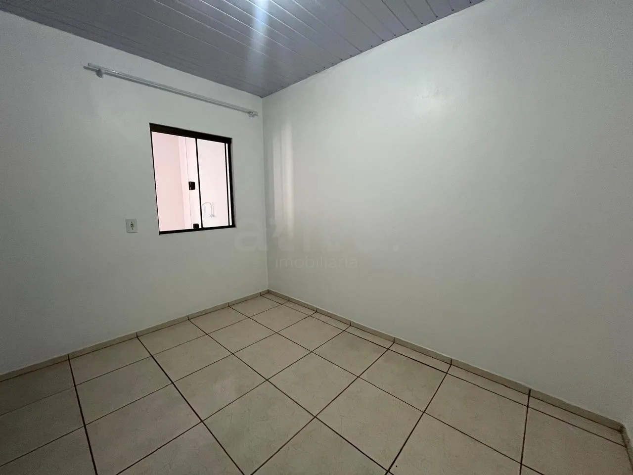 Alugar Casa / Padr&atilde;o em Toledo R$ 1.100,00 - Foto 6