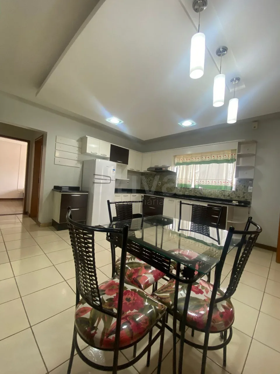 Alugar Apartamento / Padr&atilde;o em Toledo R$ 3.700,00 - Foto 5