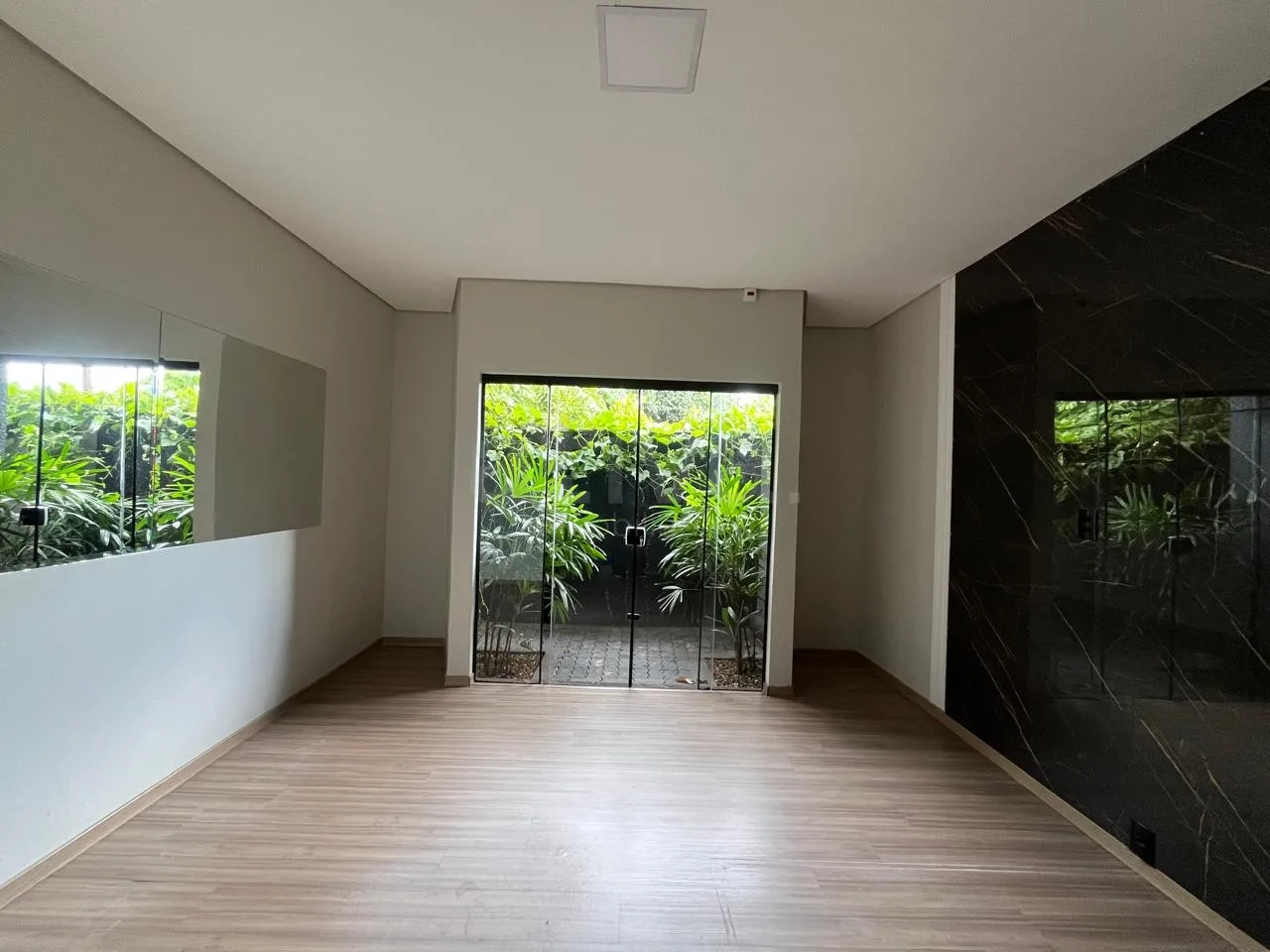 Alugar Comercial / Sala Comercial em Toledo R$ 7.000,00 - Foto 5