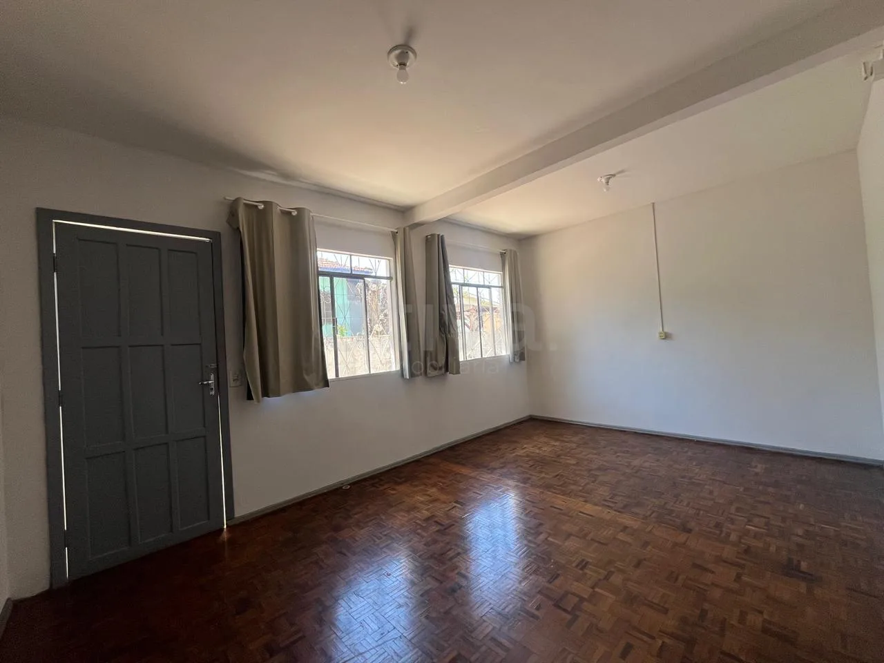 Alugar Casa / Padr&atilde;o em Toledo R$ 2.000,00 - Foto 5