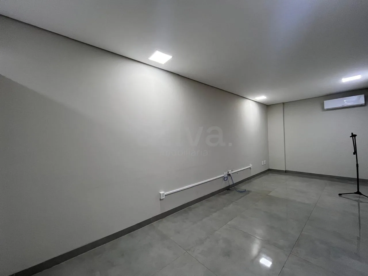 Alugar Comercial / Sala Comercial em Toledo R$ 5.500,00 - Foto 4