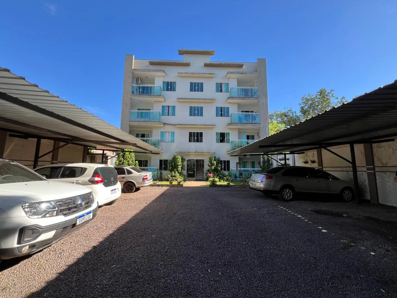 Alugar Apartamento / Padr&atilde;o em Toledo R$ 1.700,00 - Foto 2