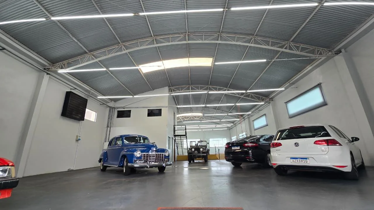 Alugar Comercial / Barrac&atilde;o em Toledo R$ 15.000,00 - Foto 2