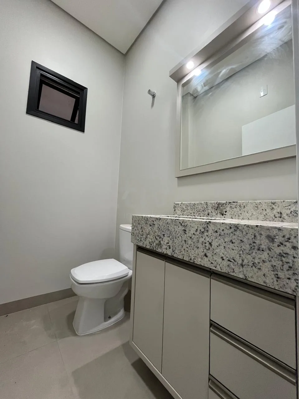 Alugar Comercial / Sala Comercial em Toledo R$ 4.000,00 - Foto 6