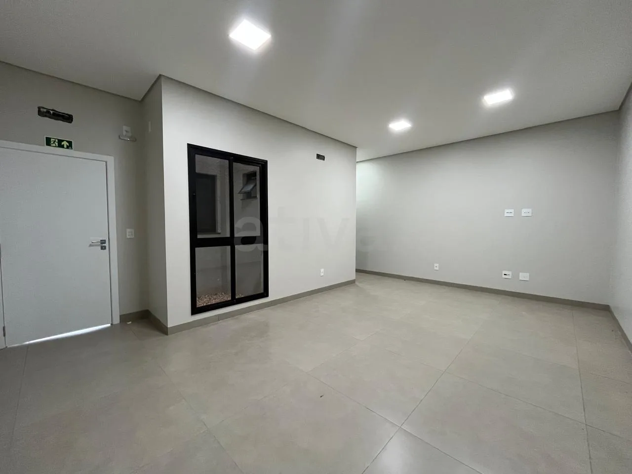 Alugar Comercial / Sala Comercial em Toledo R$ 4.000,00 - Foto 3