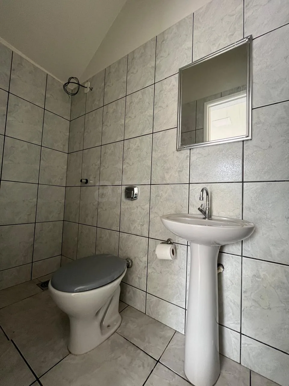 Alugar Comercial / Sala Comercial em Toledo R$ 3.300,00 - Foto 6