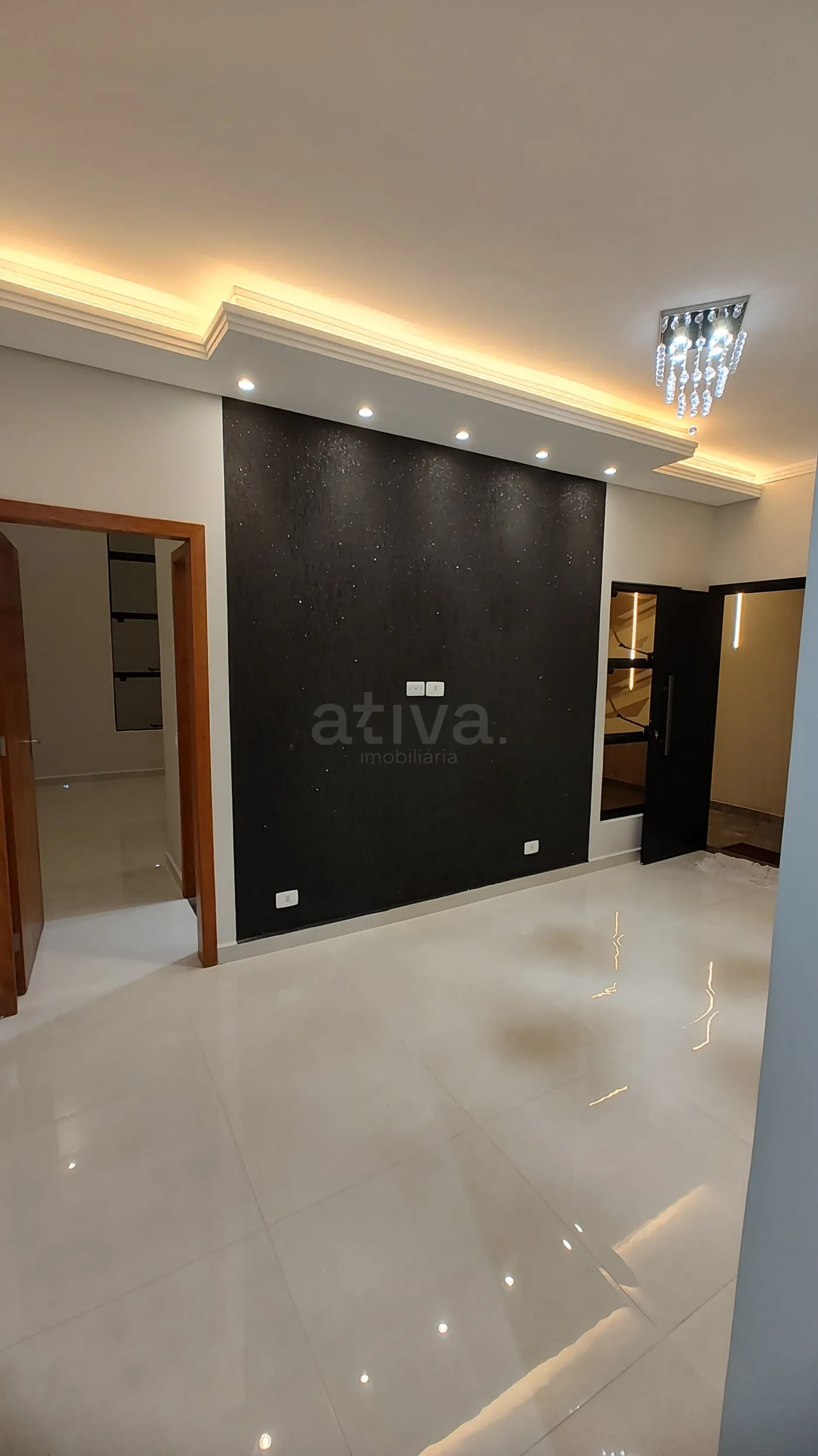 Comprar Casa / Padr&atilde;o em Guaratuba R$ 650.000,00 - Foto 4