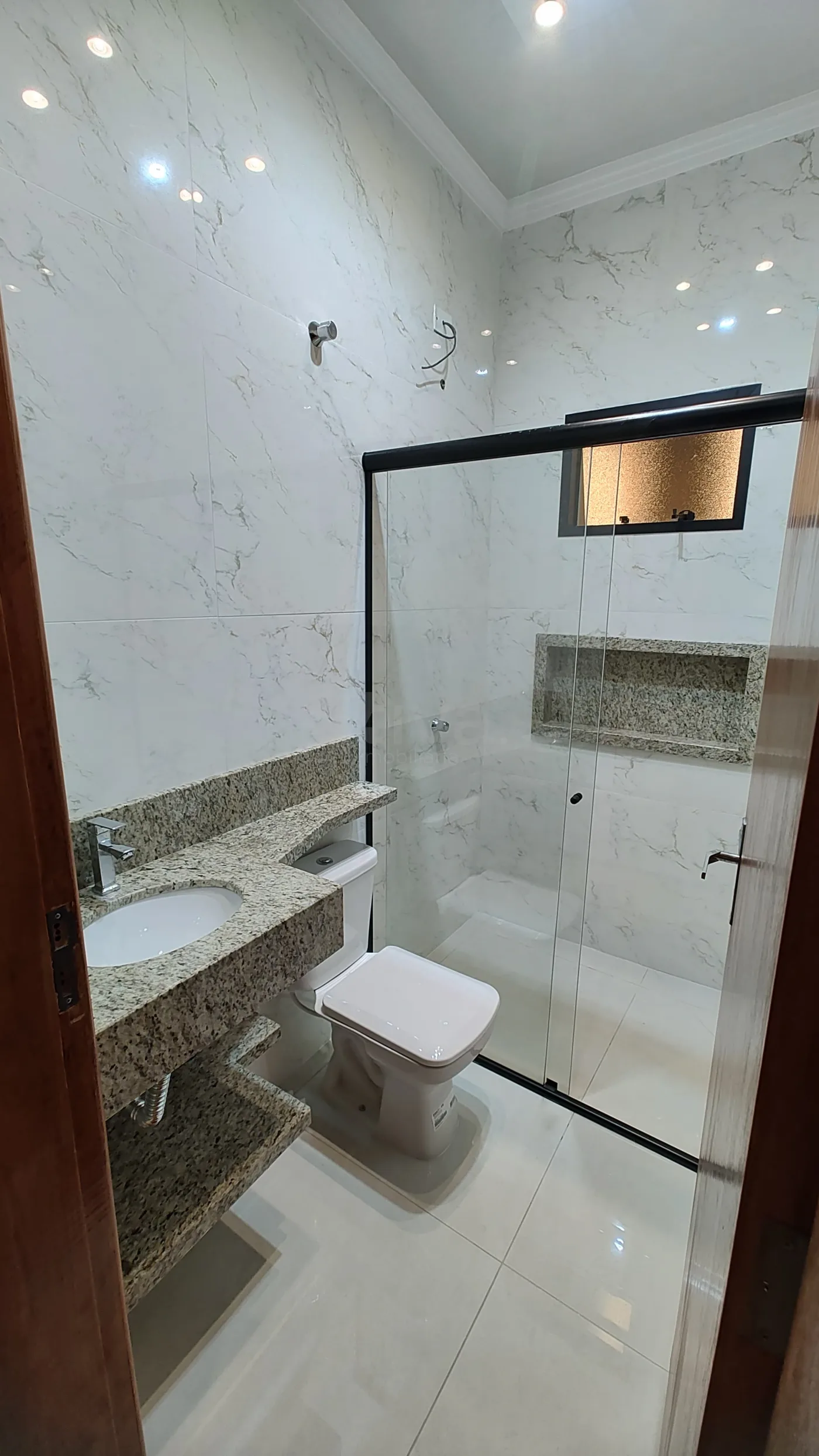 Comprar Casa / Padr&atilde;o em Guaratuba R$ 650.000,00 - Foto 6