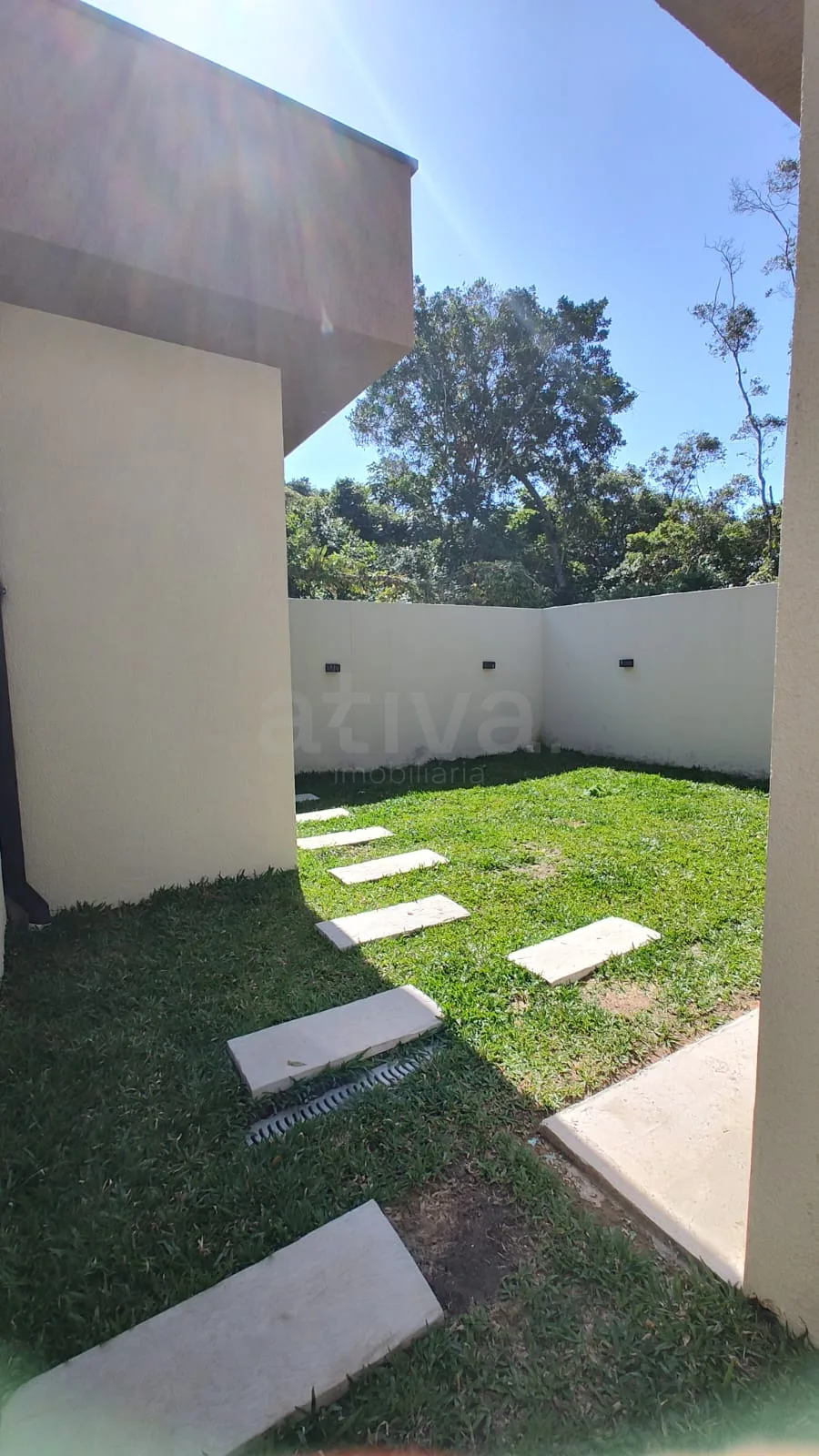 Comprar Casa / Padr&atilde;o em Guaratuba R$ 650.000,00 - Foto 12