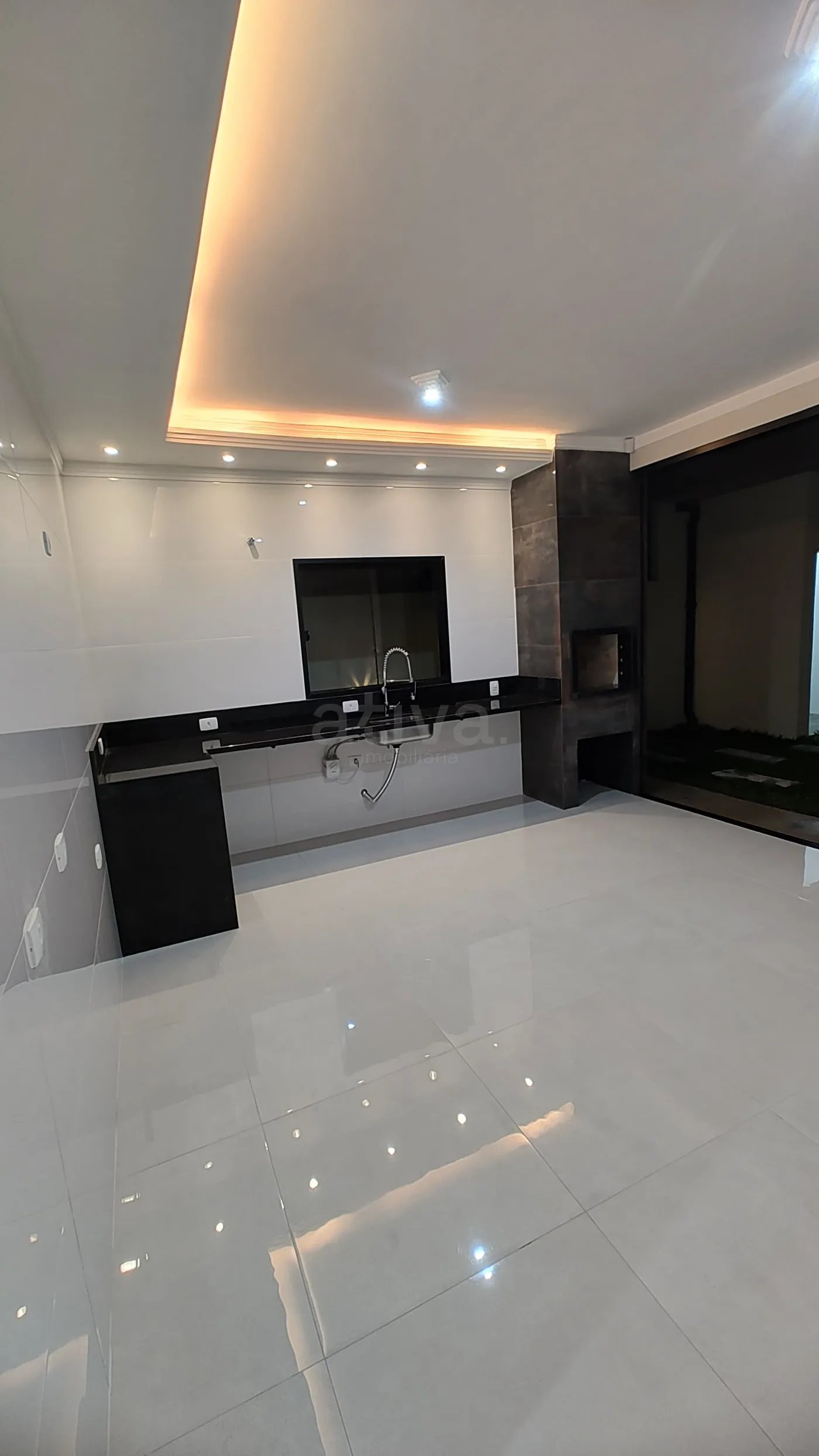 Comprar Casa / Padr&atilde;o em Guaratuba R$ 650.000,00 - Foto 15