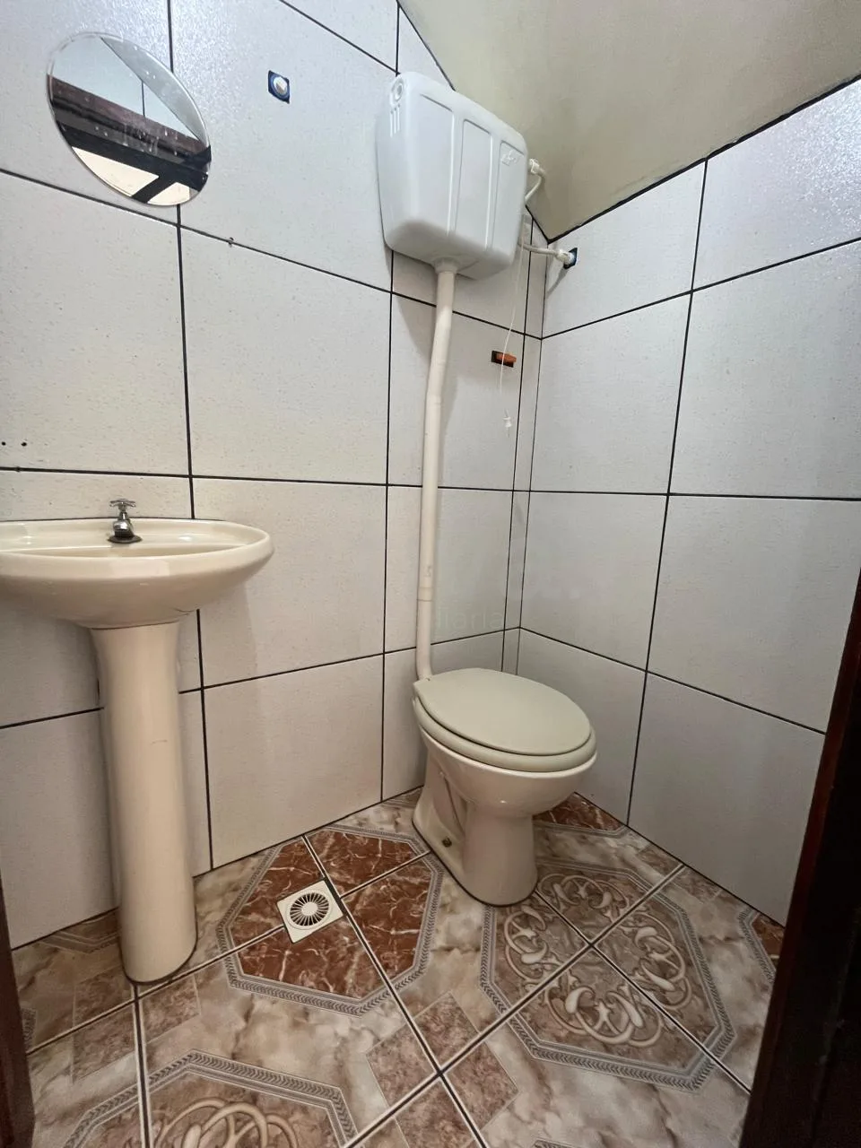 Alugar Comercial / Sala Comercial em Toledo R$ 2.100,00 - Foto 6