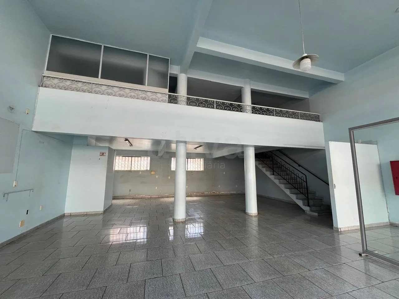 Alugar Comercial / Sala Comercial em Toledo R$ 5.500,00 - Foto 6