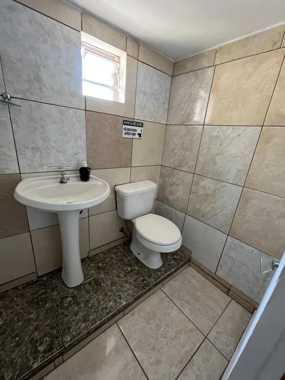 Alugar Comercial / Sala Comercial em Toledo R$ 6.600,00 - Foto 12