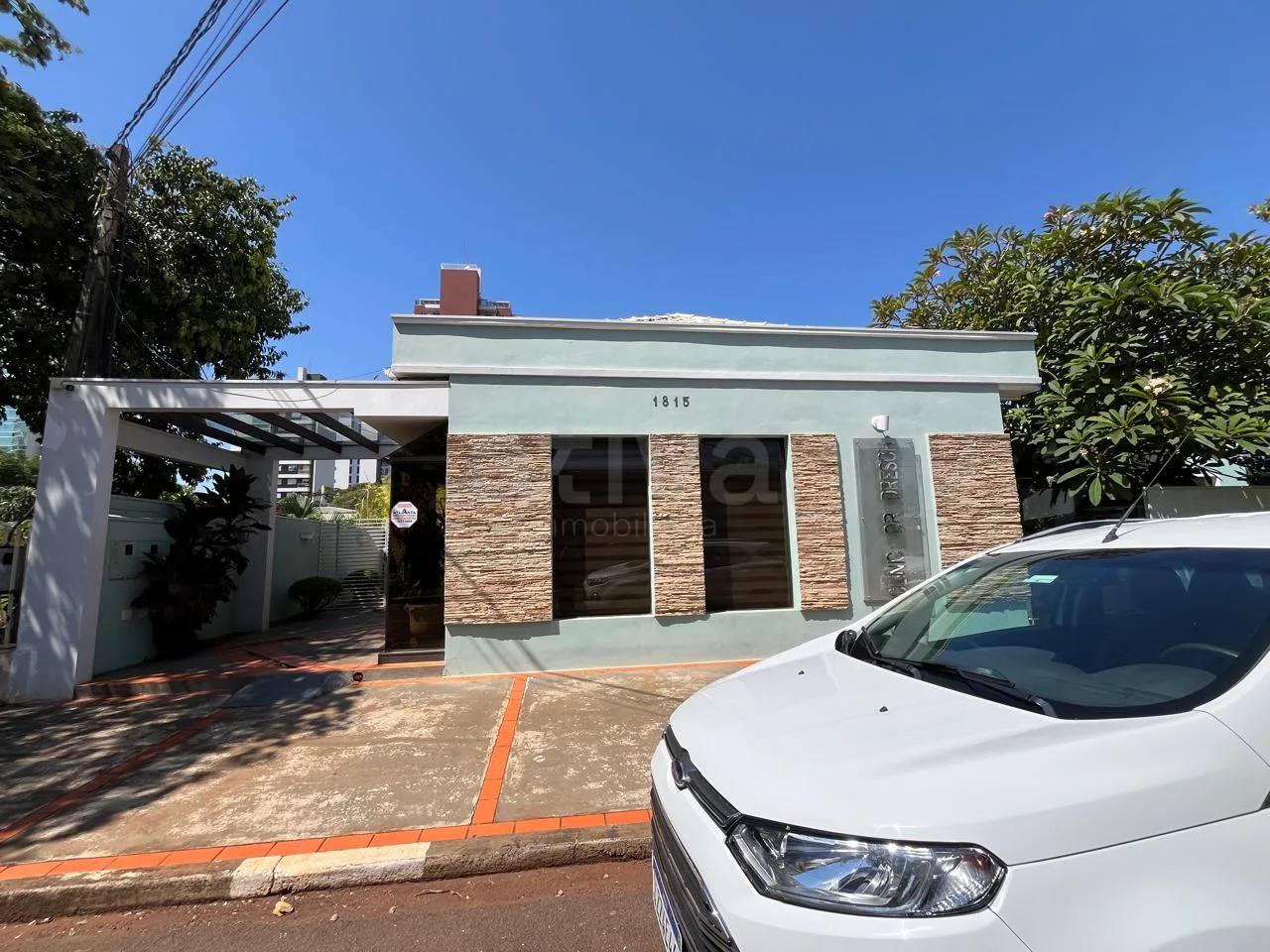 Alugar Comercial / Sala Comercial em Toledo R$ 4.500,00 - Foto 1